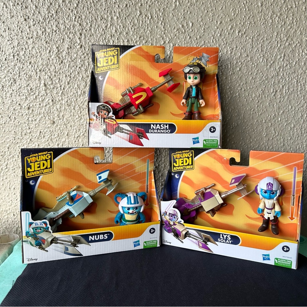 Star Wars Young Jedi Adventure set of 3 Nash Durango,
Nubs and Lys Solay NIB